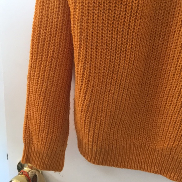 ❌SOLD❌ Forever 21 Mustard Yellow Knitted Sweater - Picture 4 of 8